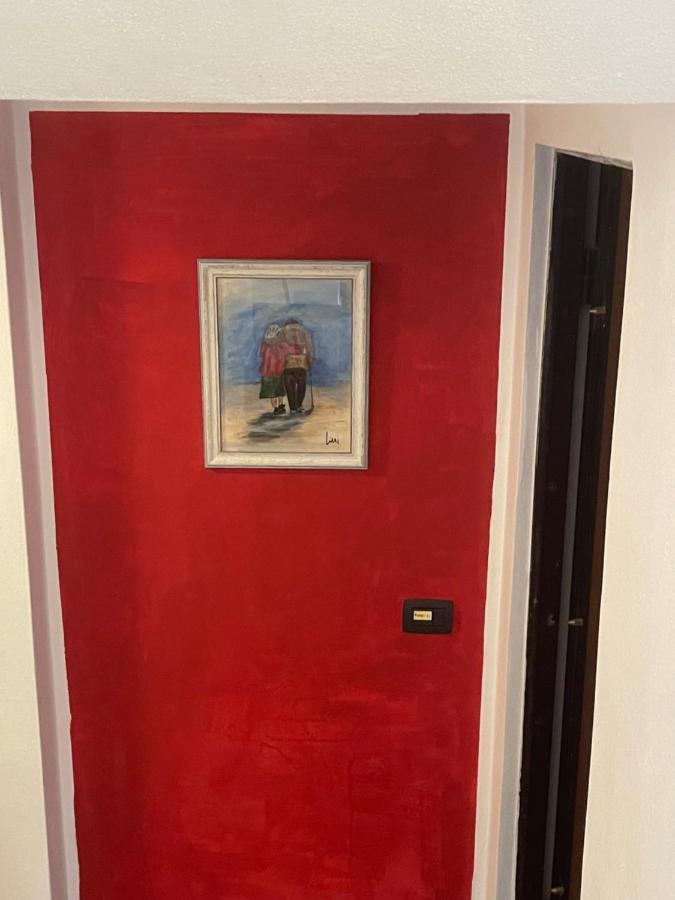 La Casa Di Pucci Nel Borgo Affrescato Di Parlasco Cortenova Exteriör bild